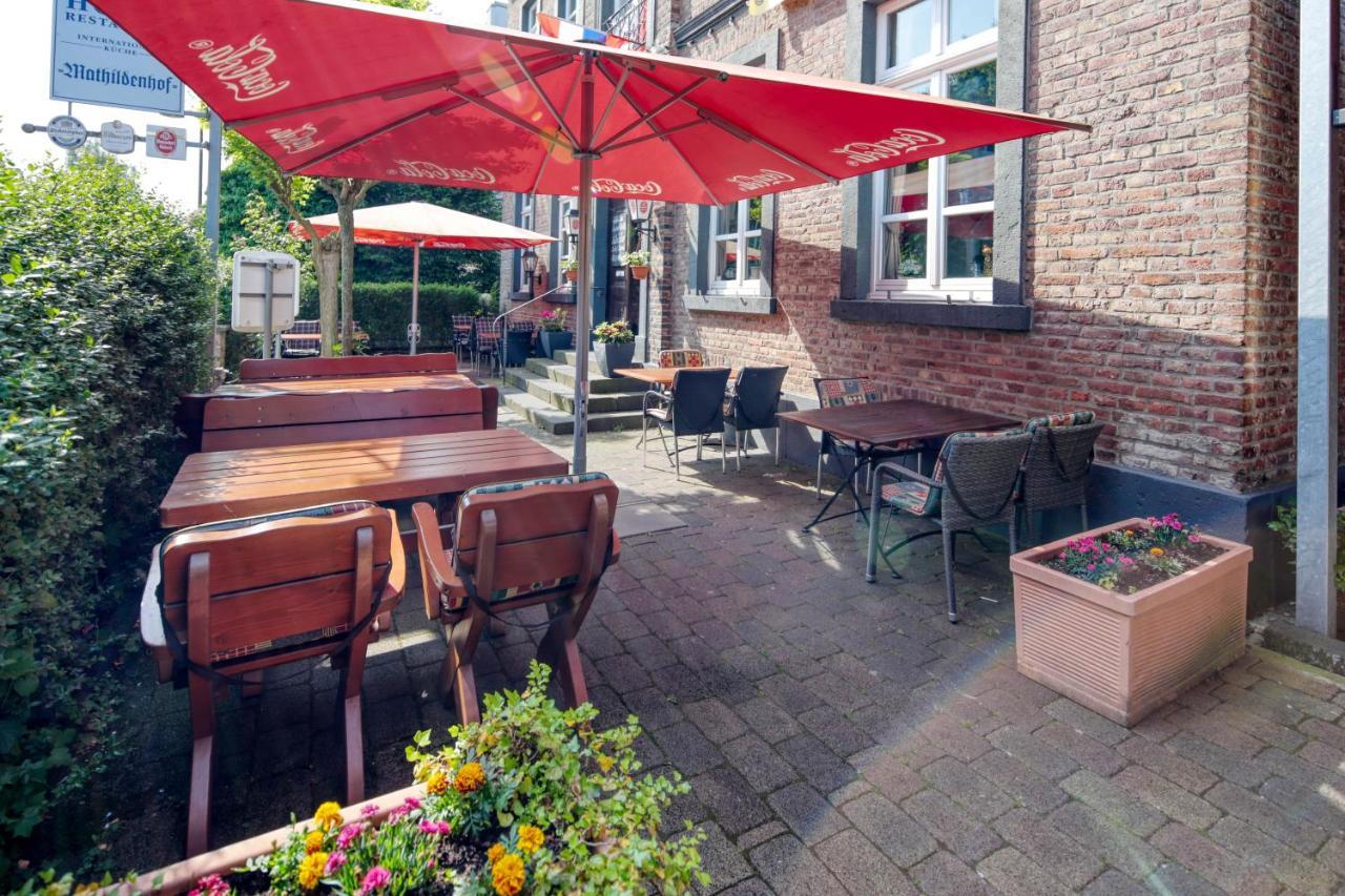 Hotel Restaurant Mathildenhof بولهايم المظهر الخارجي الصورة